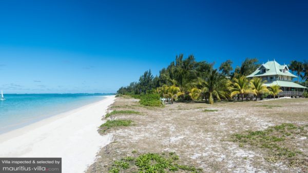 Best beachfront villas Mauritius - Villa Alizee